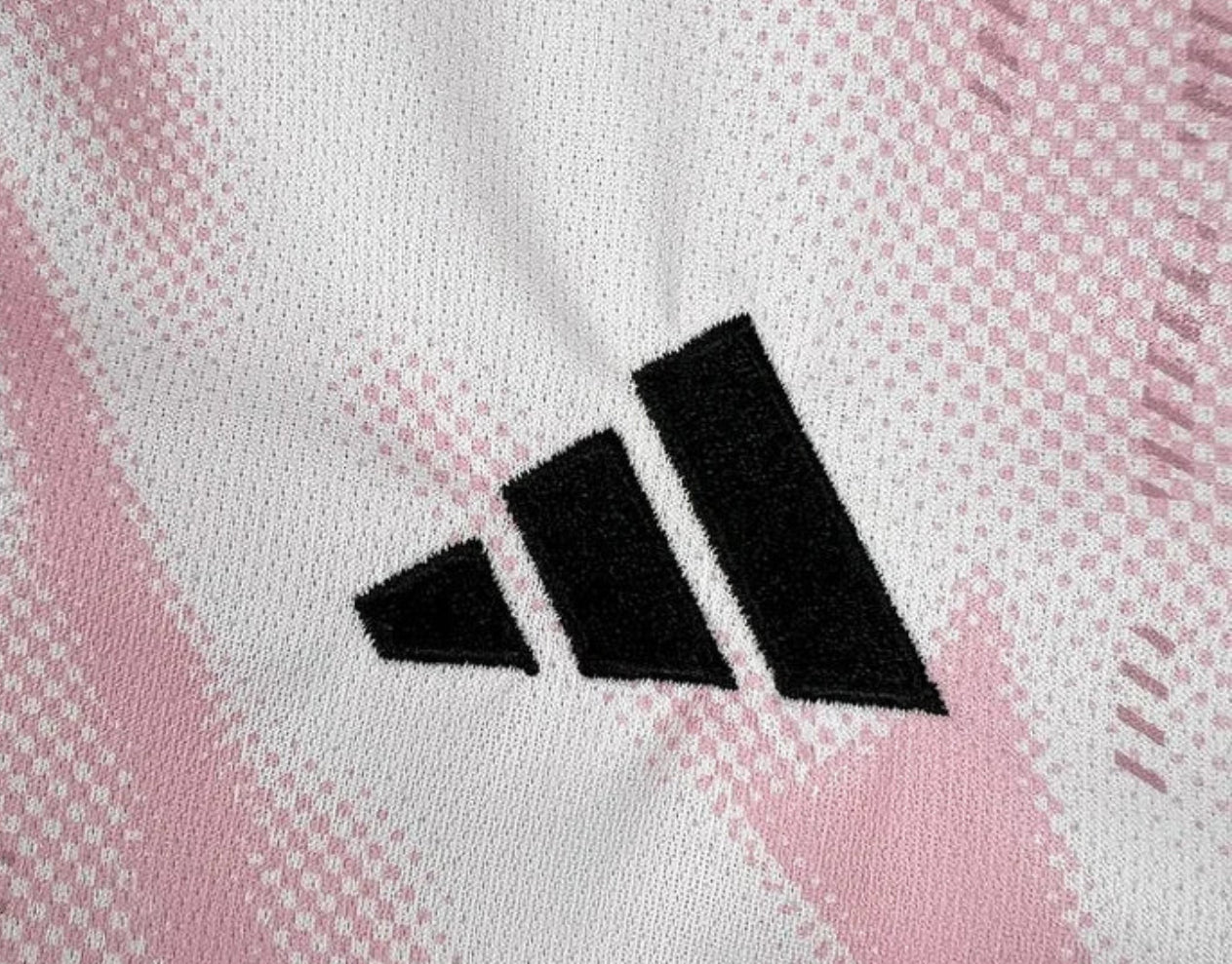 Maillot Real Madrid concept 2025
