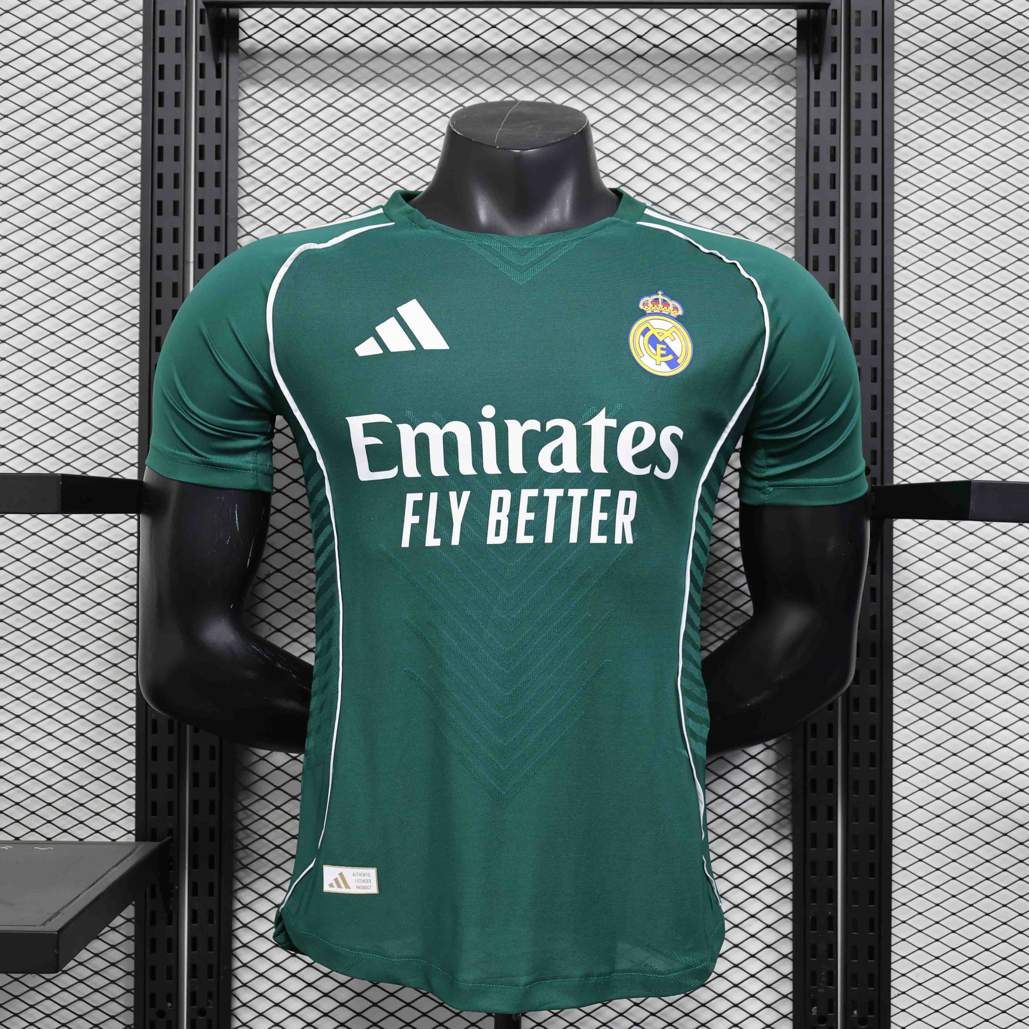 Maillot Real Madrid concept 2025-26